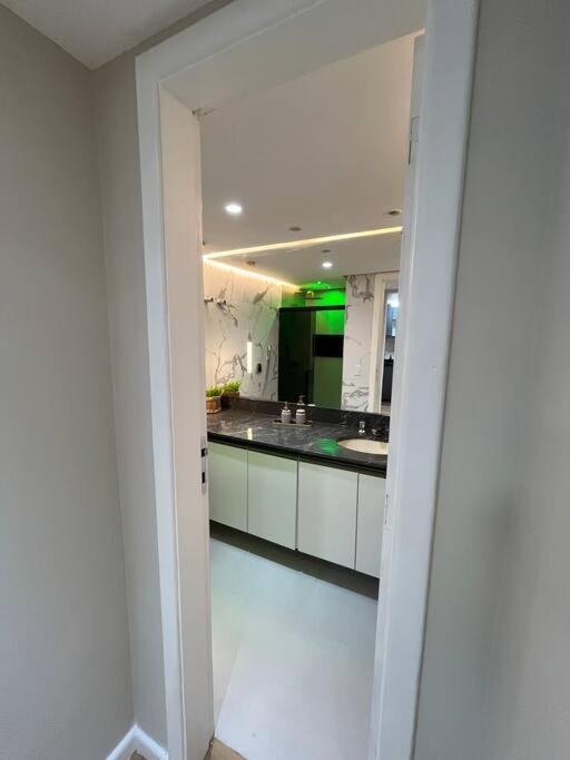 Lindo Apartamento Para Familia Ondina Apart Hotel Salvador Kültér fotó